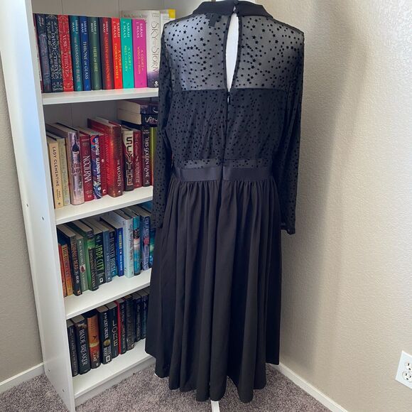 TORRID Black Flocked Star Mock Neck Midi Dress Size 18 - Picture 8 of 12